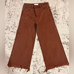 Risen, Wide leg, Ankle length, frayed hem, non distressed, size 11 Jeans